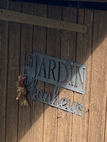 image jardin_bonheur.jpg (0.9MB)